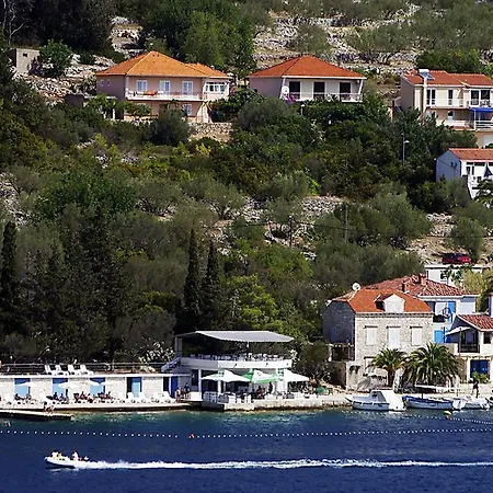 Ka3 * Vela Luka